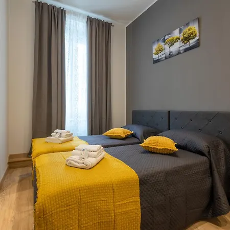 Arcobaleno Via Udine 19 בית הארחה 3*