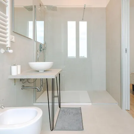Guest house Arcobaleno Via Udine 19 Trieste